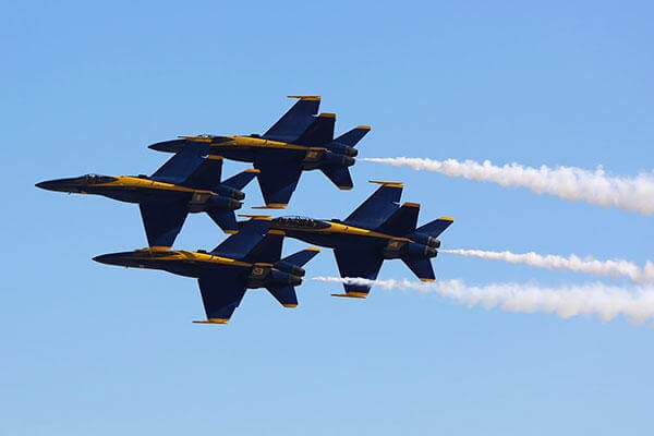 U.S. Navy Blue Angels perform at the 2015 MCAS Miramar Air Show at Marine Corps Air Station Miramar, California, Oct. 2. (U.S. Marine Corps/Lance Cpl. Kimberlyn Adams)