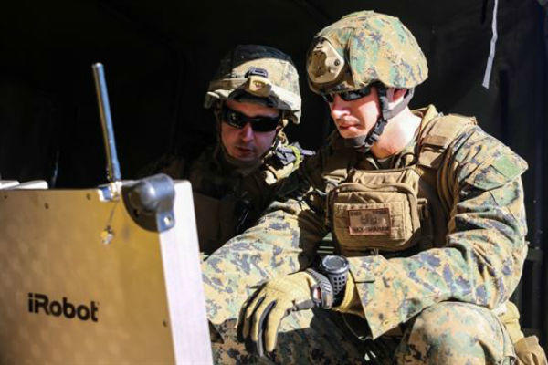 US Marine Corps EOD Technicians
