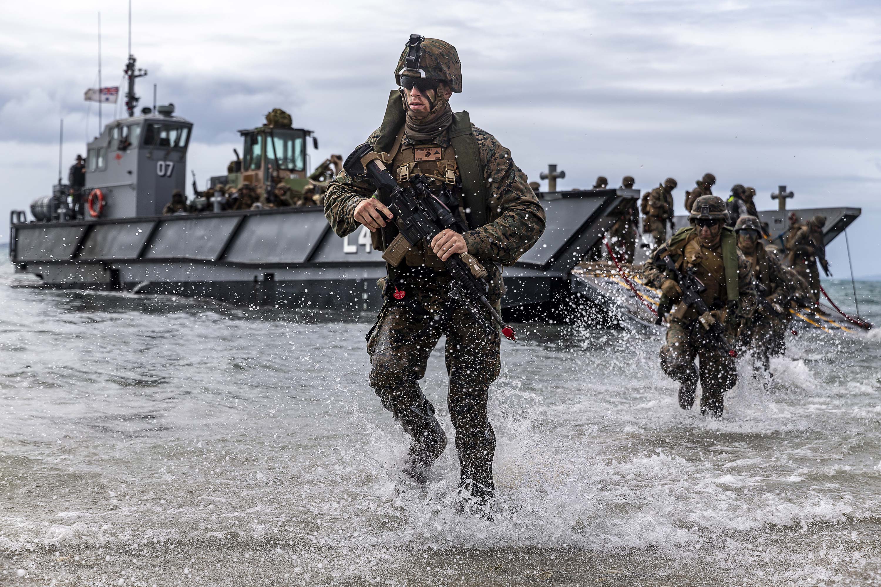 Japan s New Island Defending Marines Stormed A Beach With US Aussie 