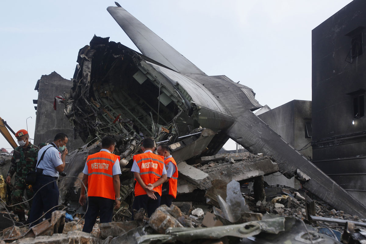 Indonesia C130 Crash Death Toll at 141 as Search Effort Ends