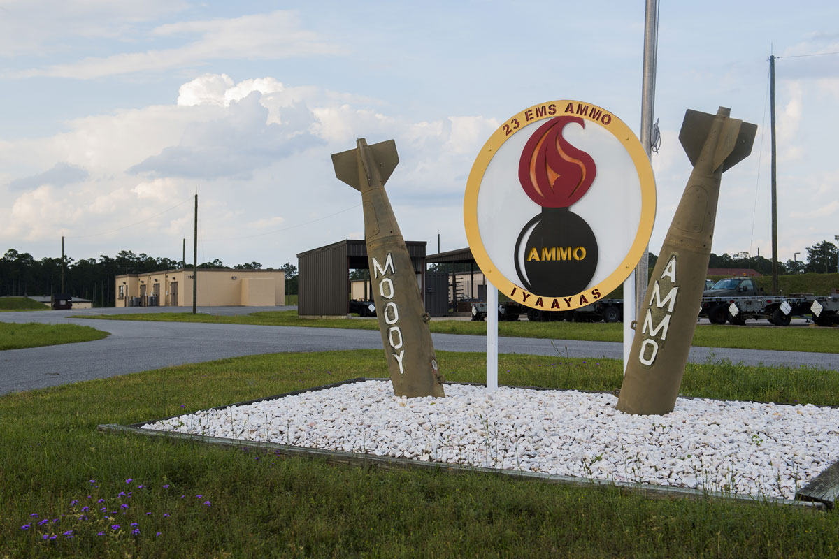 moody air force base hotel