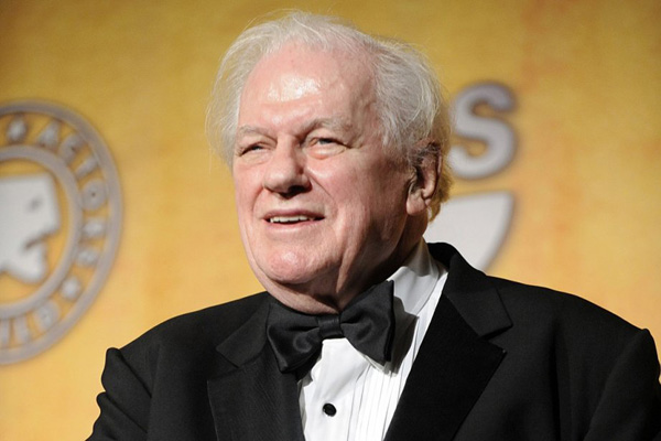 charles durning height