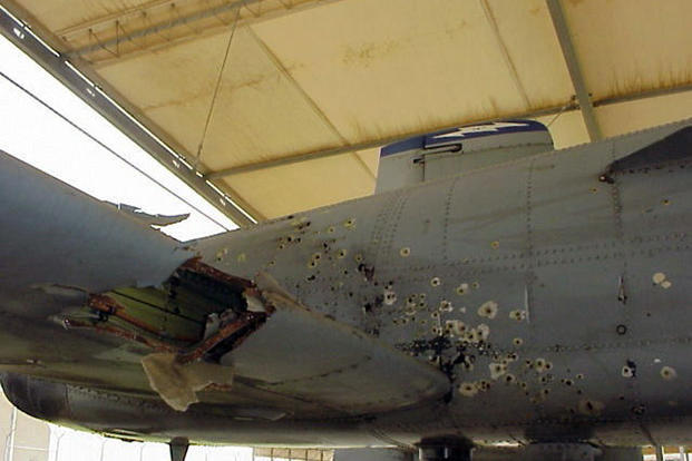 Air Force Pilot Landed Damaged A-10 Using Only 'Cranks and ...