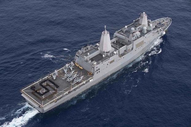 US Navy Ships Amphibious Transport Dock Ship