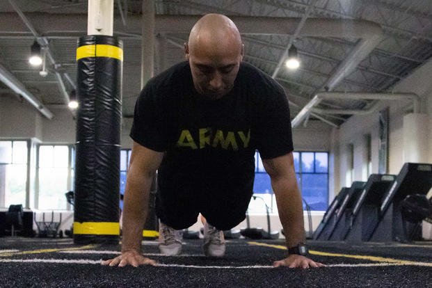 Soldier attains perfect score on Army combat fitness test.