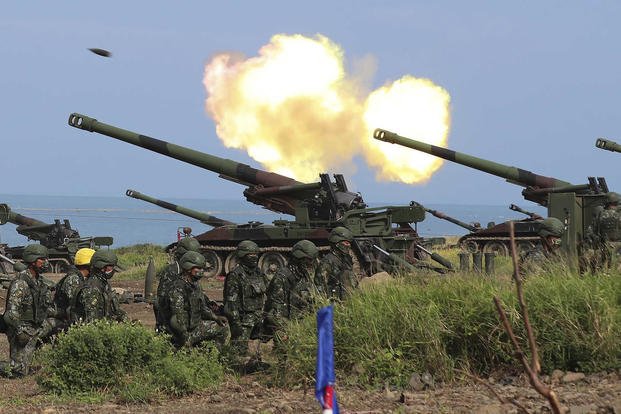Taiwanese artillery guns fire live rounds during anti-landing drills as part of the Han Guang exercises