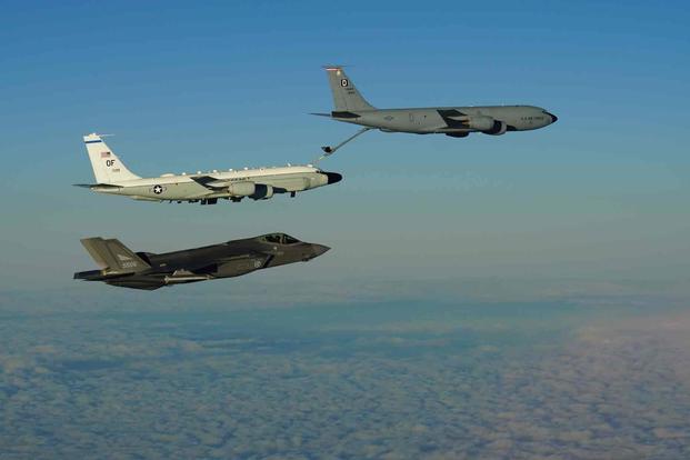 U.S. Air Force RC-135 Rivet Joint aircraft refueled by RAF KC-135 Stratotanker.