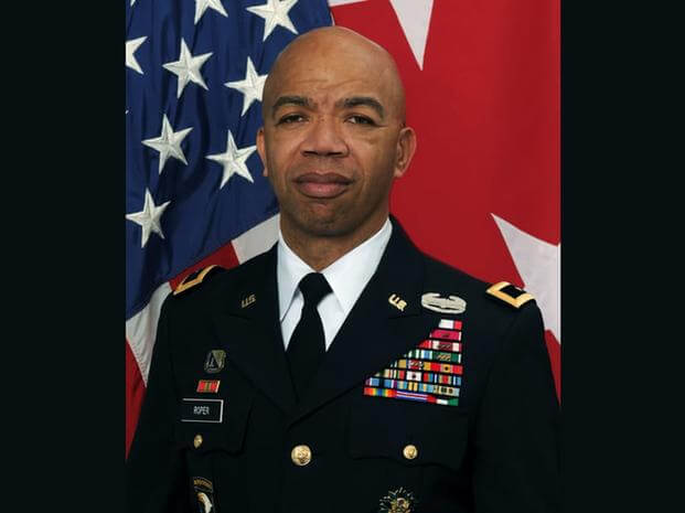 US Army Reserve’s 1st Black Lieutenant General Retires from Military
