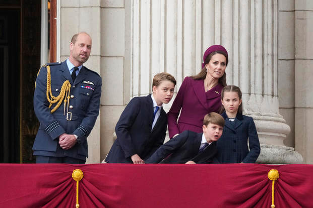 UK Marks 80th Anniversary of VE Day with Nationwide Celebrations