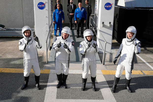 APTOPIX SpaceX Crew Launch