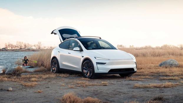 2025 Tesla Cybertruck