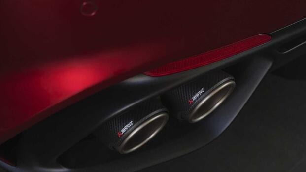 2026 Alfa Romeo Giulia Quadrifoglio Collezione Exhaust Tips