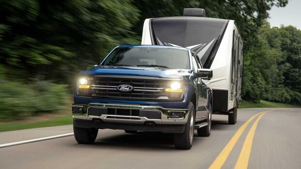 2024 Ford F-150 XLT_01