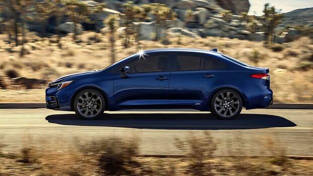 2026 Toyota Corolla Hybrid SE 4