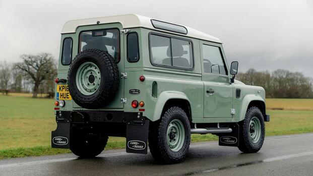 2016 Land Rover Defender 90 Heritage