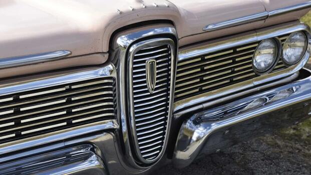 1959_edsel_ranger_front_close_up