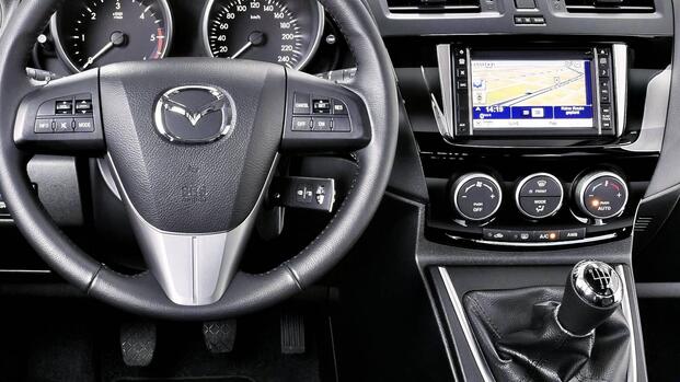 mazda 5 interior main