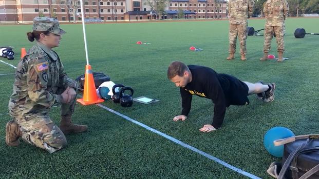 the perfect pushup new army field test rules military com army apft score chart push ups