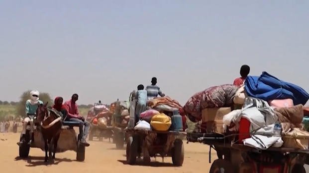 People Escape from Sudan to Chad | Military.com