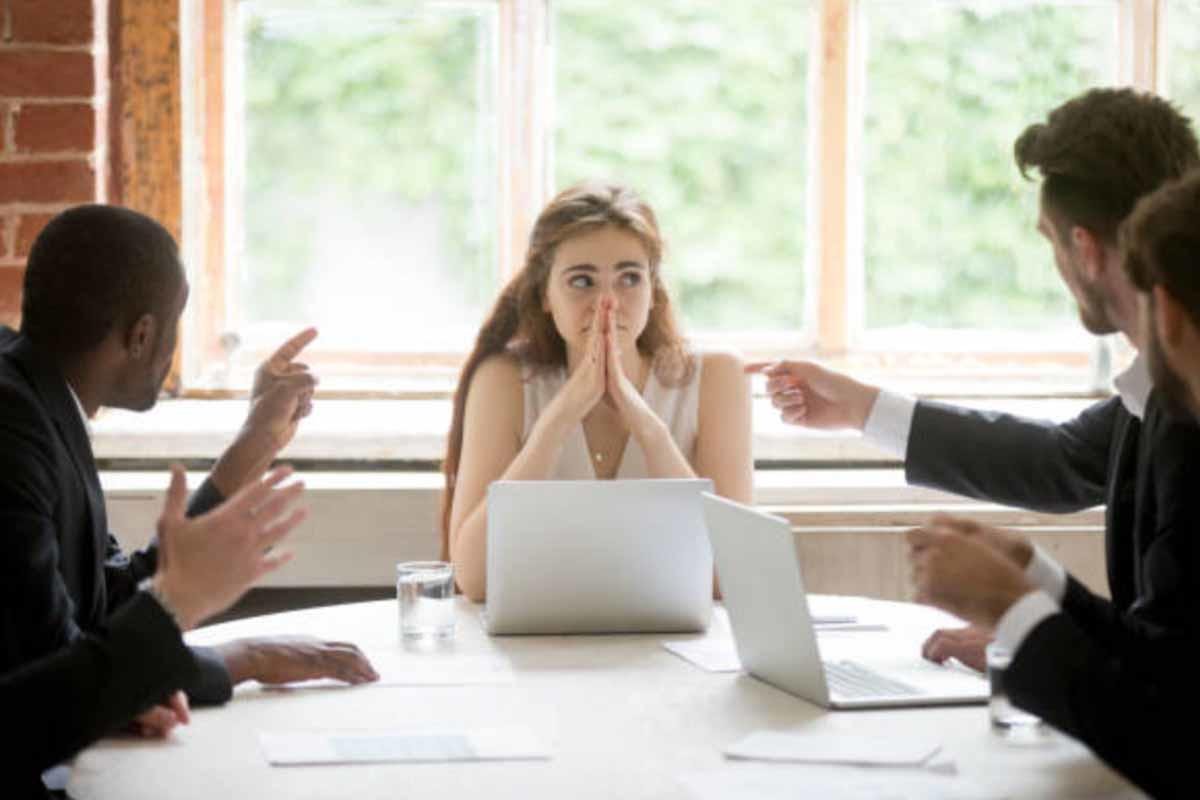 3 Good Options to Fix a Bad First Impression on Your New Job