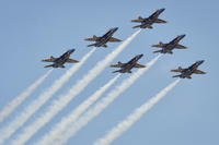 The U.S. Navy Flight Demonstration Squadron, the Blue Angels, Delta pilots perform the Pitch Up Break maneuver during a practice demonstration for the Tuscaloosa Regional Air Show, April 13, 2018. (U.S. Navy photo/Daniel M. Young)