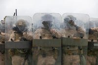 U.S. Marines rehearse non-lethal tactics in Los Angeles