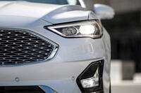 White 2020 Ford Fusion Hybrid nose-1