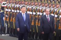China’s Xi Meets With Visiting Egyptian President